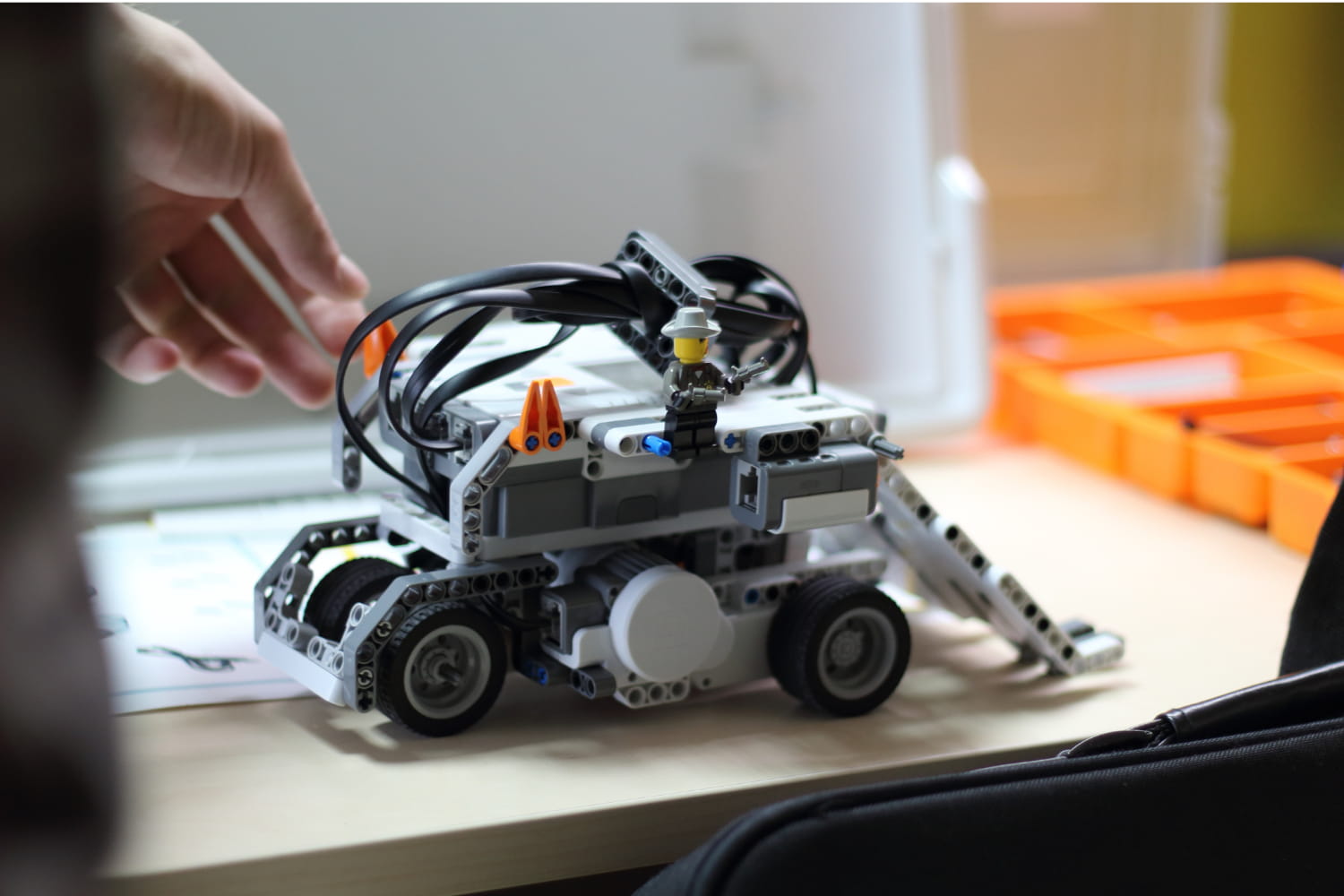 ARTelier Robotics